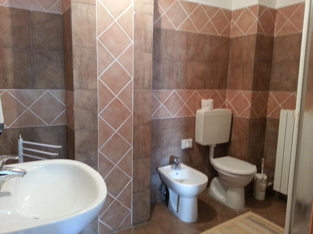 Alfonsine Agriturismo L'Angelinaヴィラ 部屋 写真