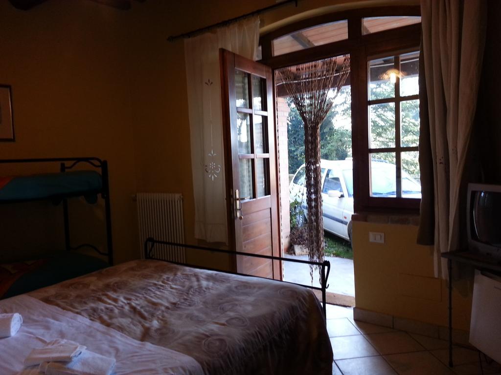 Alfonsine Agriturismo L'Angelinaヴィラ 部屋 写真