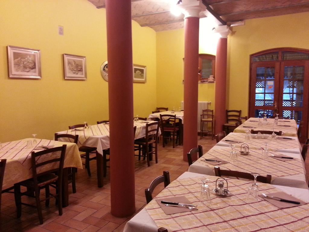 Alfonsine Agriturismo L'Angelinaヴィラ エクステリア 写真