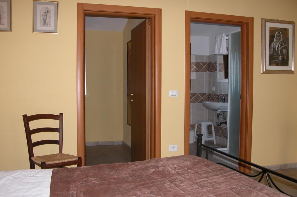 Alfonsine Agriturismo L'Angelinaヴィラ エクステリア 写真